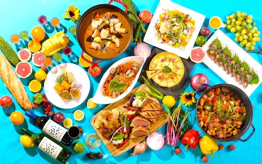 Bữa trưa tự chọn, thịt bò Wellington, bánh quiche Lorraine, cà ri, v.v.