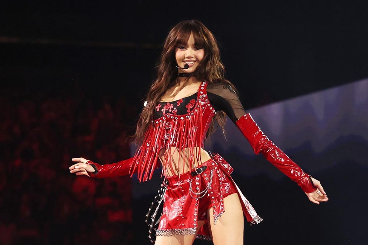 Lisa blackpink dancing